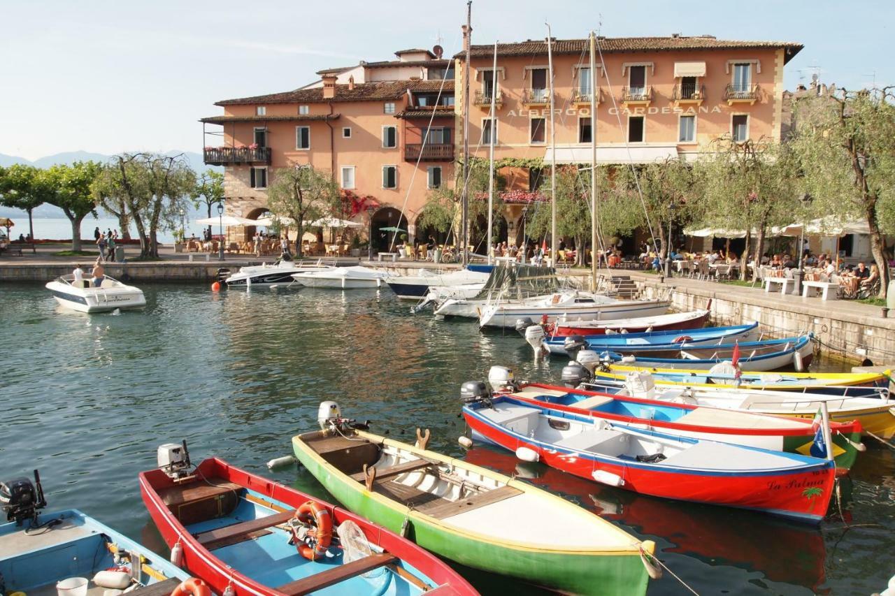 Residence La Mignon - Terrazza Torri Del Benaco Exterior foto